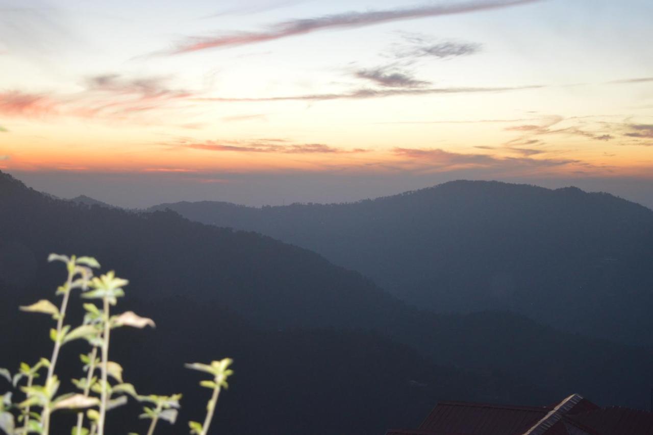 Spangle Heights Shimla, Suites And Residences Eksteriør bilde
